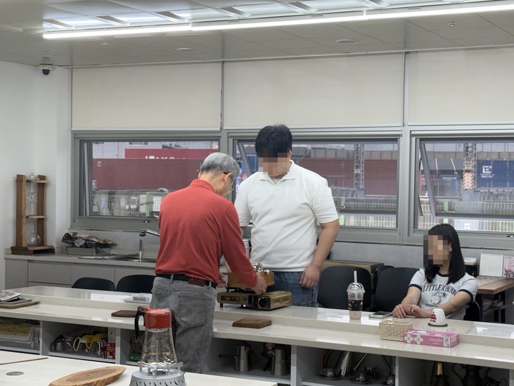 10월 기업탐방지원(국제커피박물관) (3).jpg